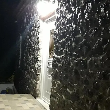 بيت للعطل Stone House 1909 Evia
